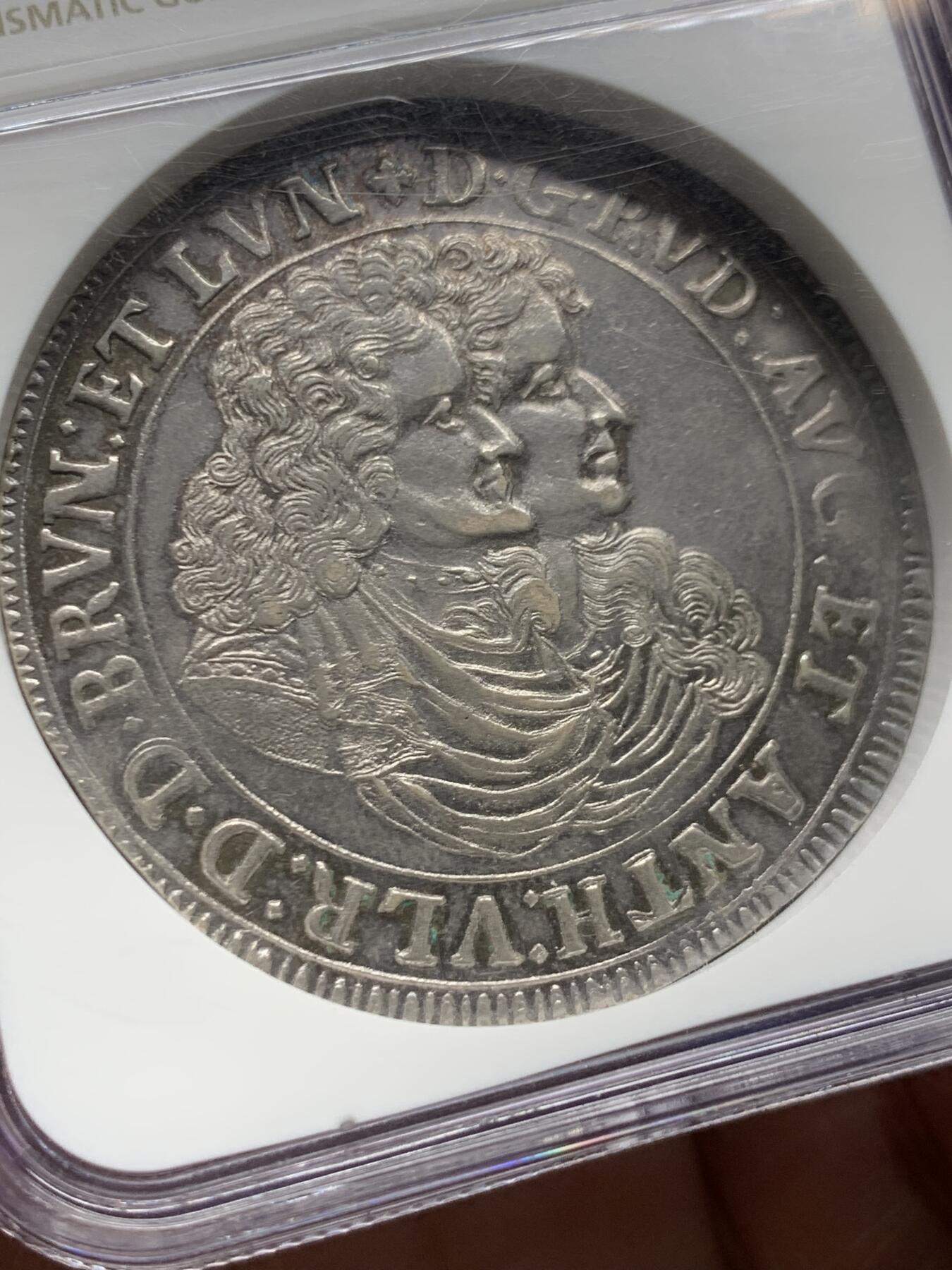 《竞宝斋》第461场 周日，周一，2场连拍 （全场包邮）欢迎送拍 NGC AU58 亚军分 德国不伦瑞克-沃尔芬比特尔 1702 泰勒银币 安东·乌尔里希、鲁道夫·奥古斯特共治时期发行 罕见品种 加厚盒封装