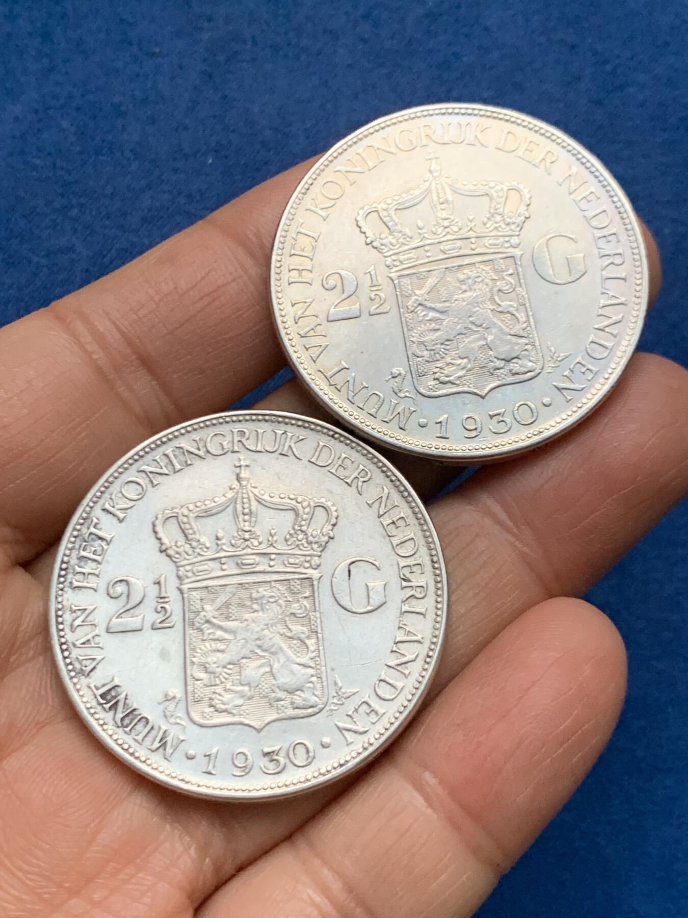 《竞宝斋》第461场 周日，周一，2场连拍 （全场包邮）欢迎送拍 两枚一组 荷兰1930年威廉明娜女王2.5盾银币 总重49.9克