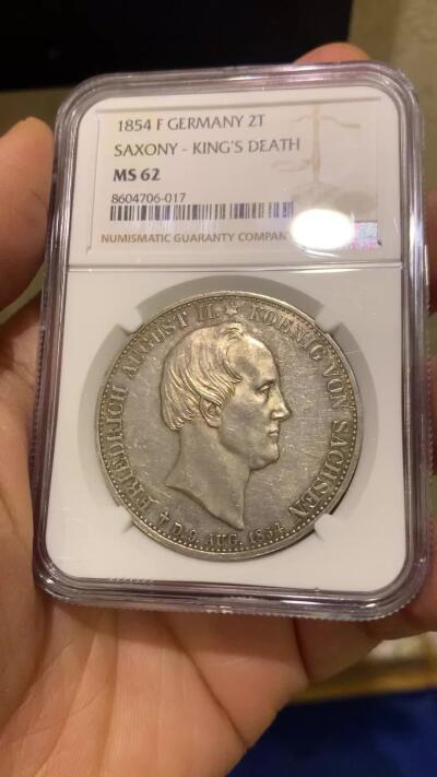 《竞宝斋》第461场 周日，周一，2场连拍 （全场包邮）欢迎送拍 NGC-MS62 德国萨克森1854年双神2泰勒大银币 37克超大重量，稀少珍贵的两泰勒品种