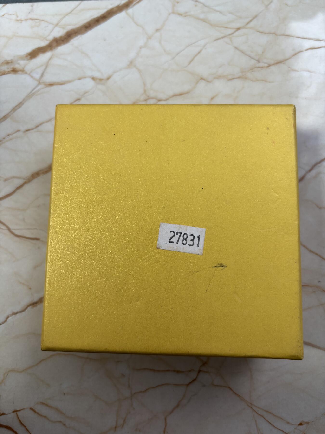 第189期拍卖 蒙古2017年十二生肖酉鸡鸡年高浮雕立体仿古银币，25克999银，发行2017枚