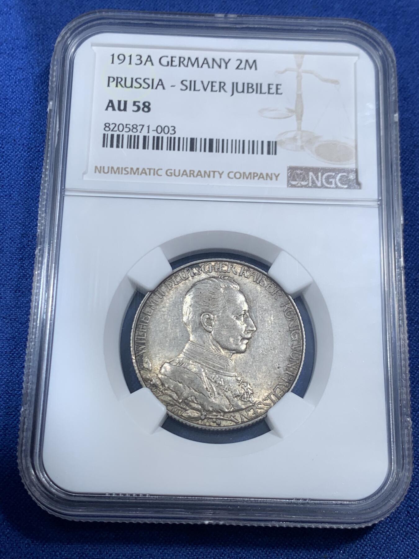 《竞宝斋》第461场 周日，周一，2场连拍 （全场包邮）欢迎送拍 NGC AU58 德国 普鲁士 1913年 威廉二世 军装 2马克 银币