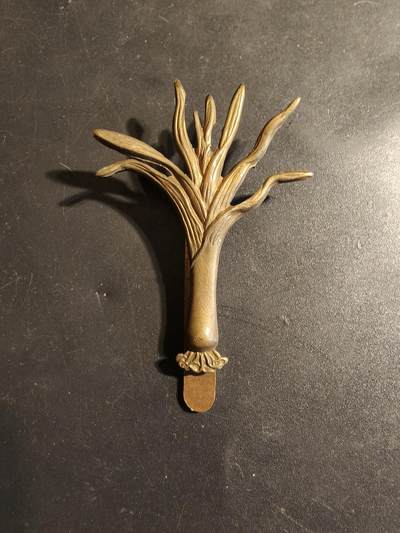 老王徽章第179期 - 英国陆军威尔士近卫步兵团帽徽    一战时期