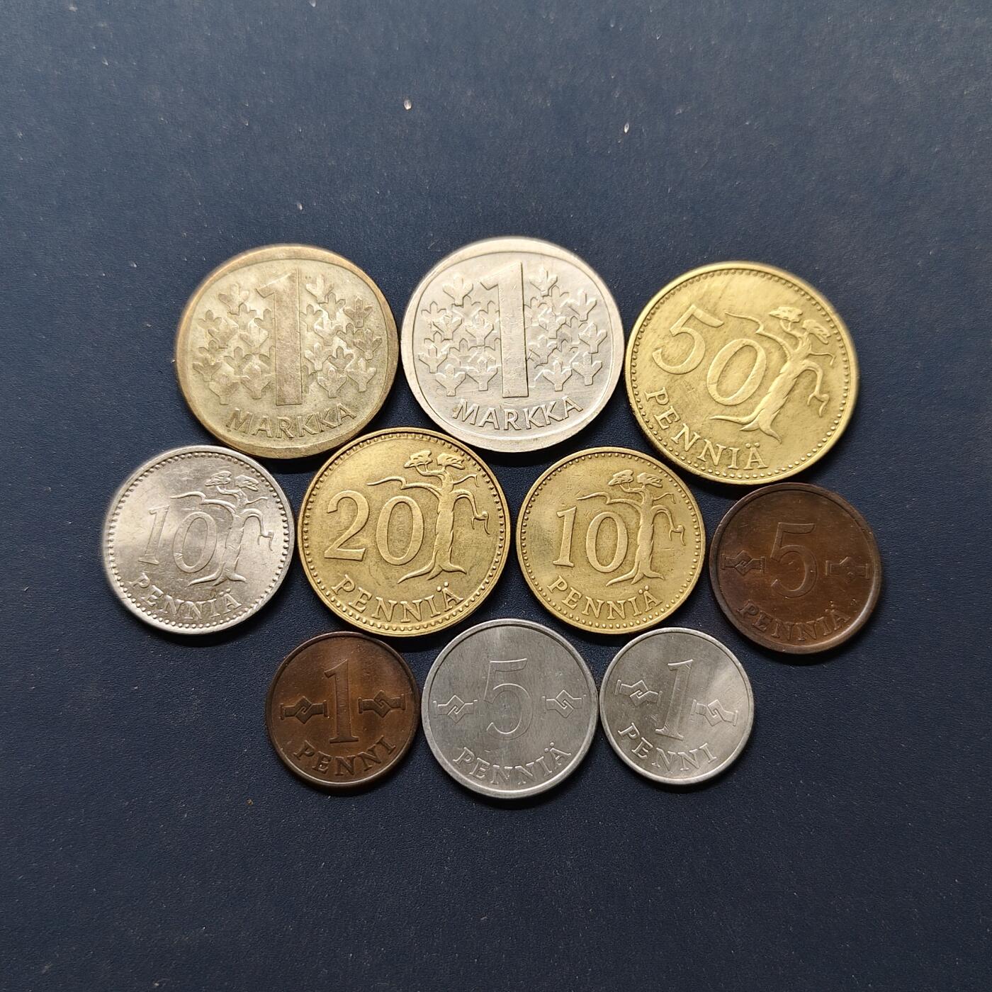 【全场包邮】纯粹捡漏拍498场-持续更新中 芬兰各年份各版本不同10枚一组-含1964年1马克银币【24毫米6.4克35%，估算纯银价约63元（按28元/克银价核算）】