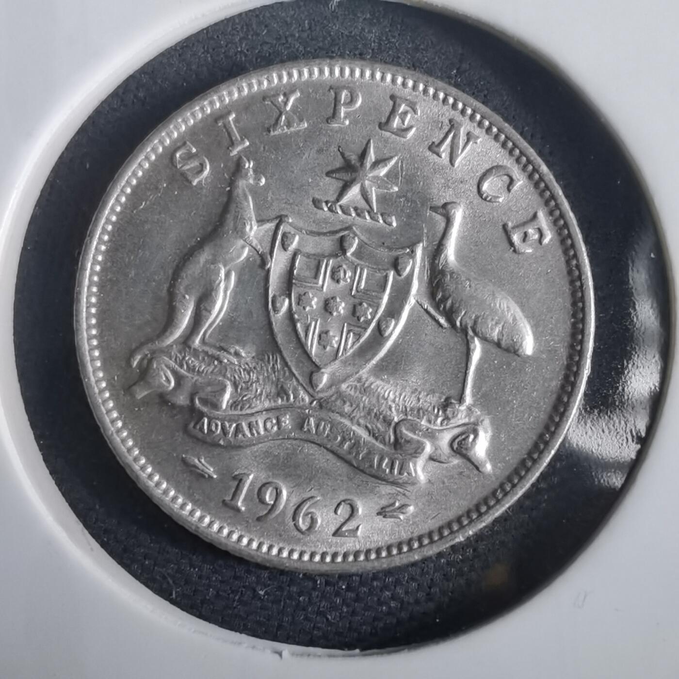 沼泽如烟--第974场 澳大利亚1962年6便士银币