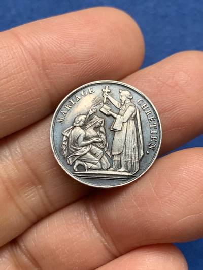 《竞宝斋》第461场 周日，周一，2场连拍 （全场包邮）欢迎送拍 - 法国婚礼银章 3.37克 20mm