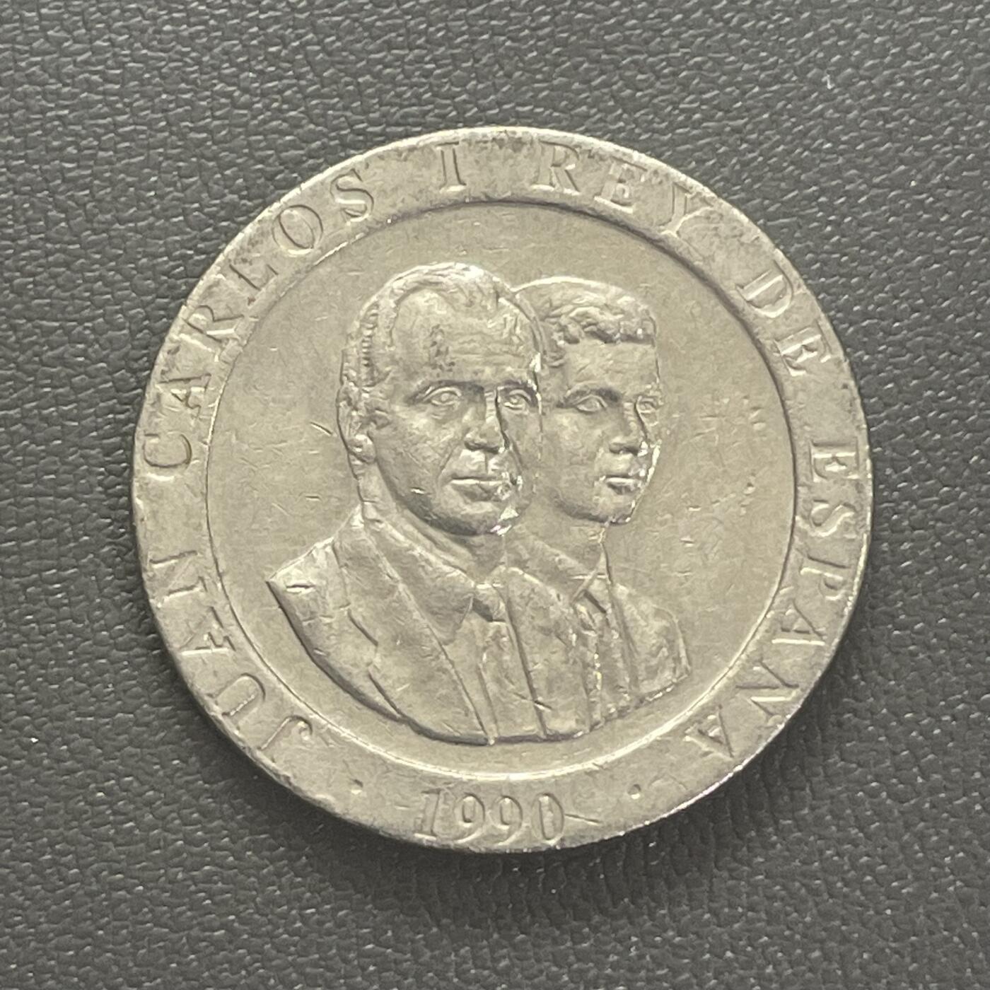 回流0125 西班牙1992年200比塞塔 马德里西贝莱斯喷泉雕像