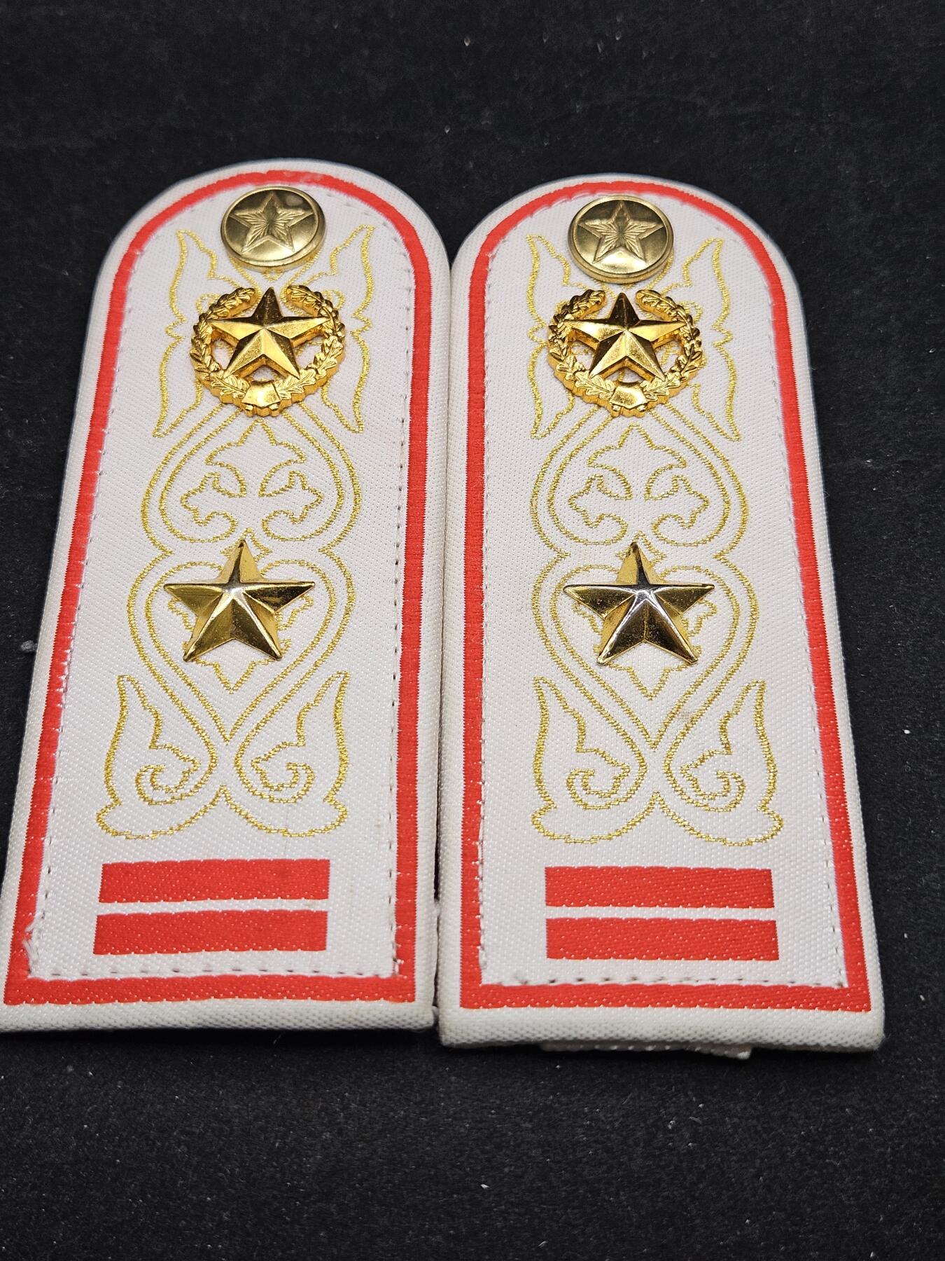 0元起拍勋章 第329期 咸鱼国勋章拍卖专场 1月28日（周三）下午6：00开始 哈萨克斯坦肩章