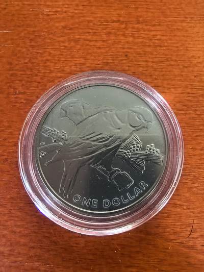 长老汇蛇年精选第九十五场拍卖 - 2017斐济鹦鹉1元钛合金币，盒证全，7500枚