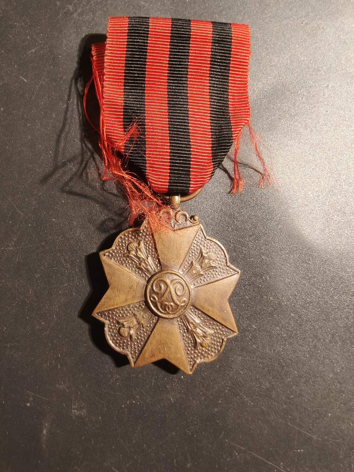 老王徽章第179期 比利时铜级民事功绩奖章