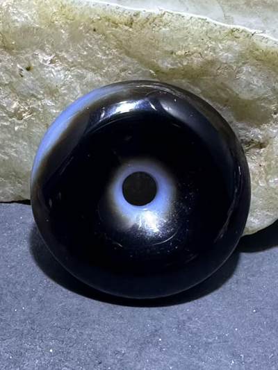 精美药师玛瑙平安扣一个， - 精美药师玛瑙平安扣一个，