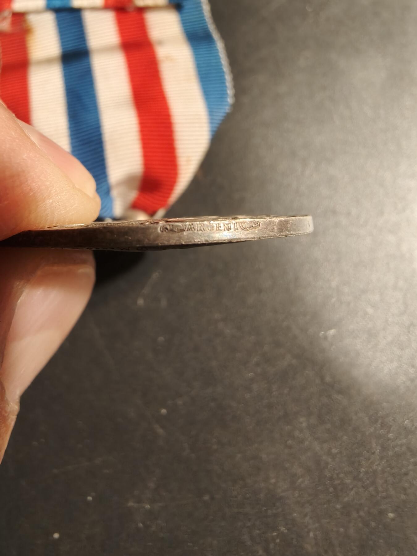 老王徽章第179期 法国银级劳动发展荣誉奖章      950银    1904年实发     17.4g