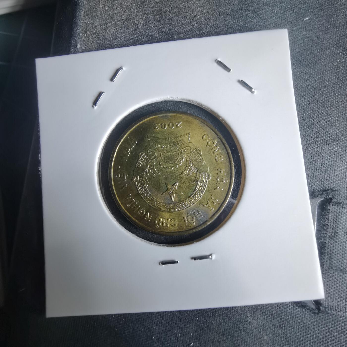 沼泽如烟--第975场 越南2003年2000盾