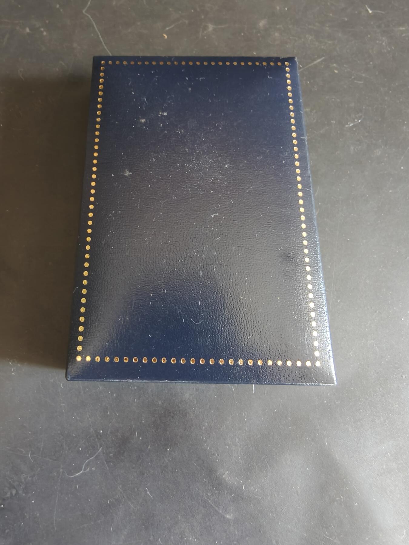 老王徽章第179期 法国骑士级农业功绩勋章    银质珐琅    原盒     17.4g