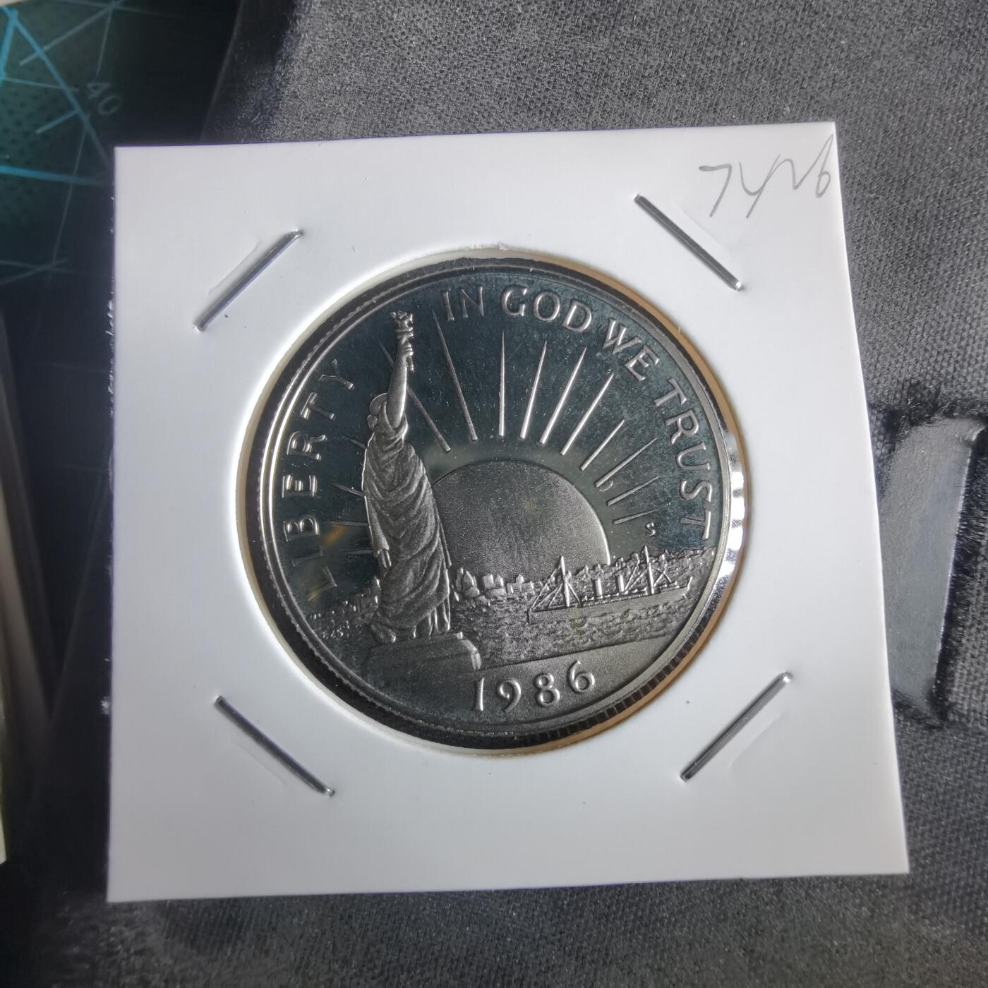 沼泽如烟--第974场 美国1986年50分精制币纪念币