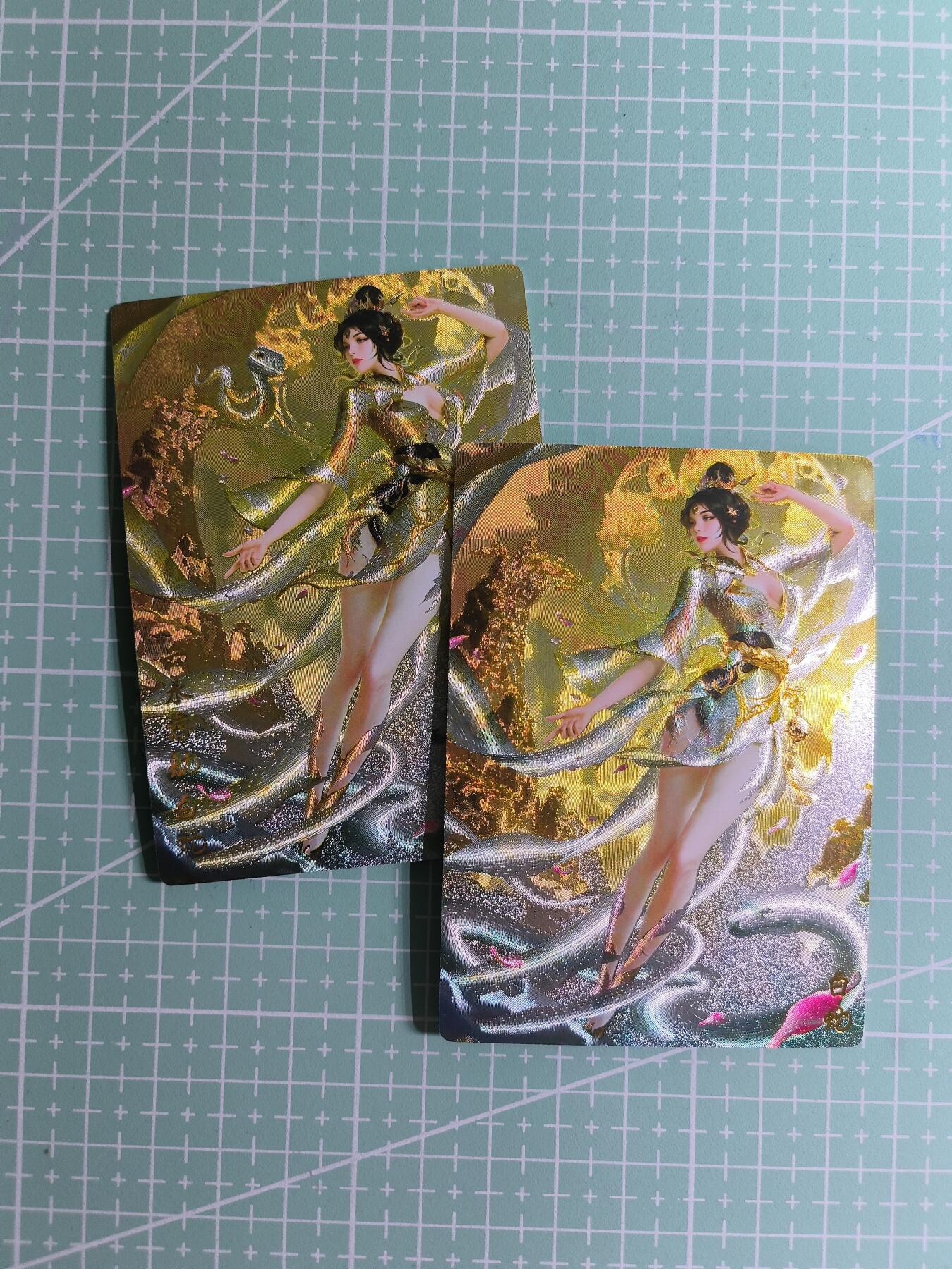 第20期  2026马年祝大家 身体健康 万事如意 (持续收拍品中…) 【粗闪】奇点卡牌  白蛇 双色