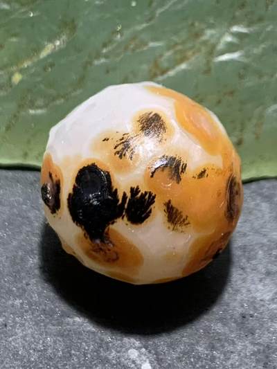 精美冰飘风化纹战国红玛瑙随形珠一个 - 精美冰飘风化纹战国红玛瑙随形珠一个