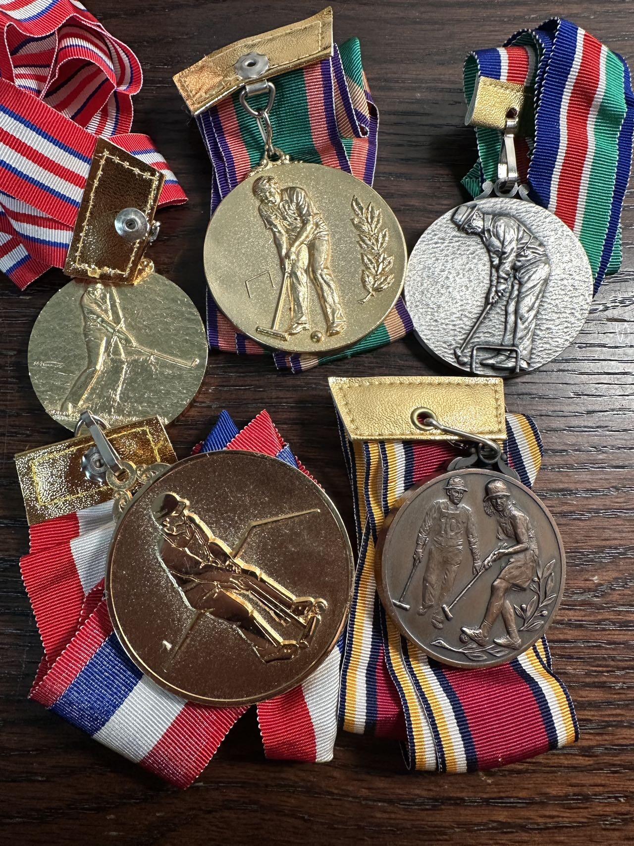 蒂克钱币-第57场 日本章 企业章拍卖  日本 高尔夫 门球比赛奖牌 五枚