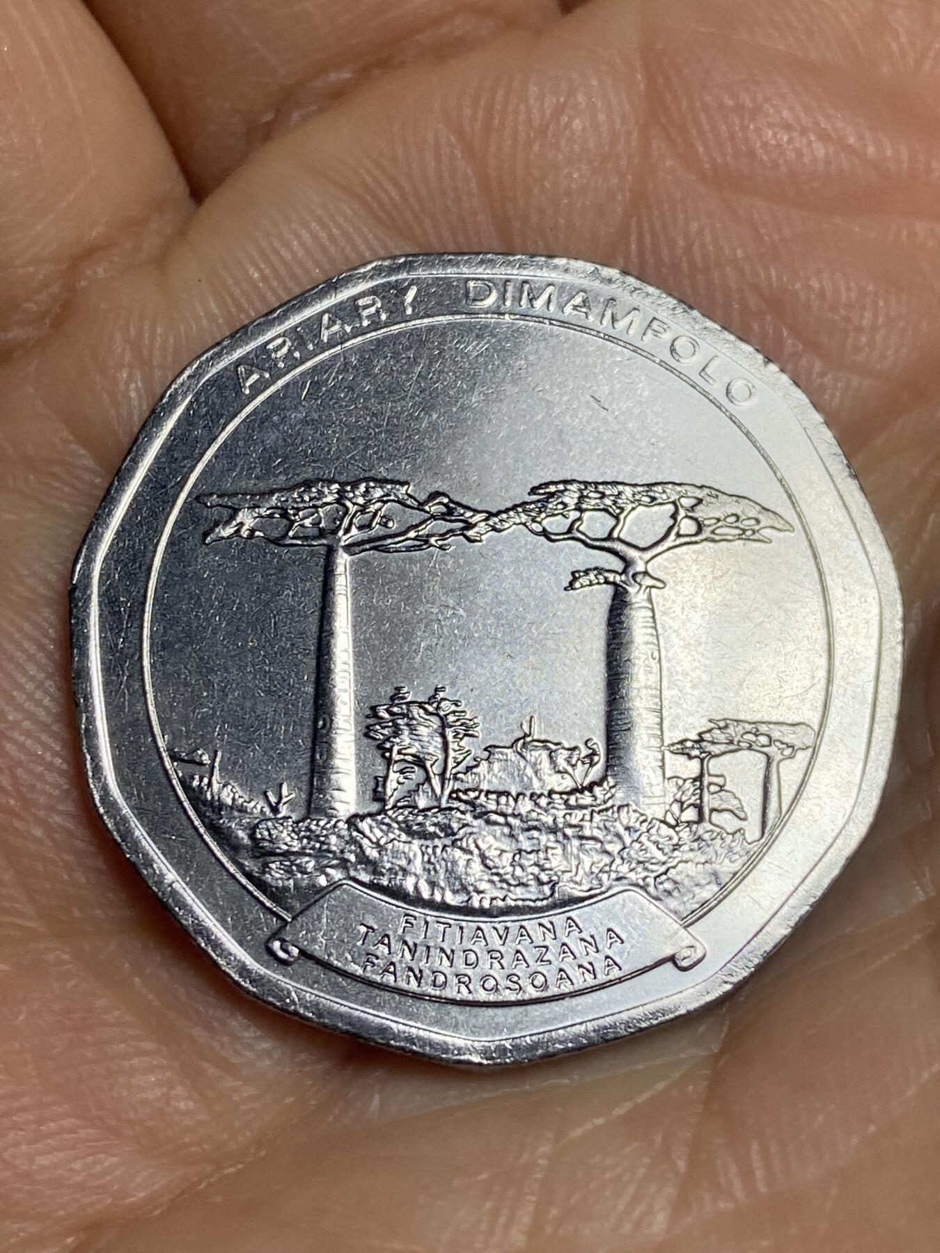 2026年第十五场(总第一百八十四场）外国好品散币场(免佣金) 马达加斯加🇲🇬2021年50法郎