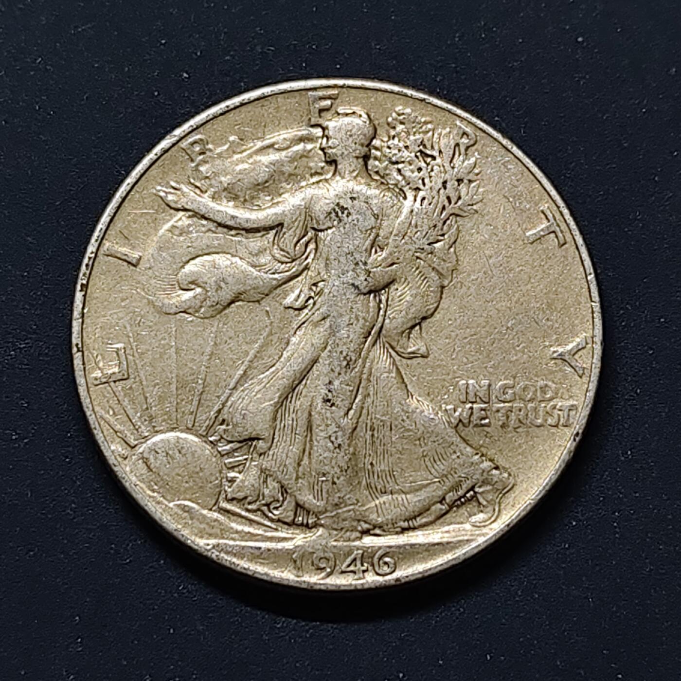 【全场包邮】纯粹捡漏拍499场-持续更新中 美国1946年行走女神半元银币【30.6毫米12.5克90%，纯银价约316元（按28元银价折算）】