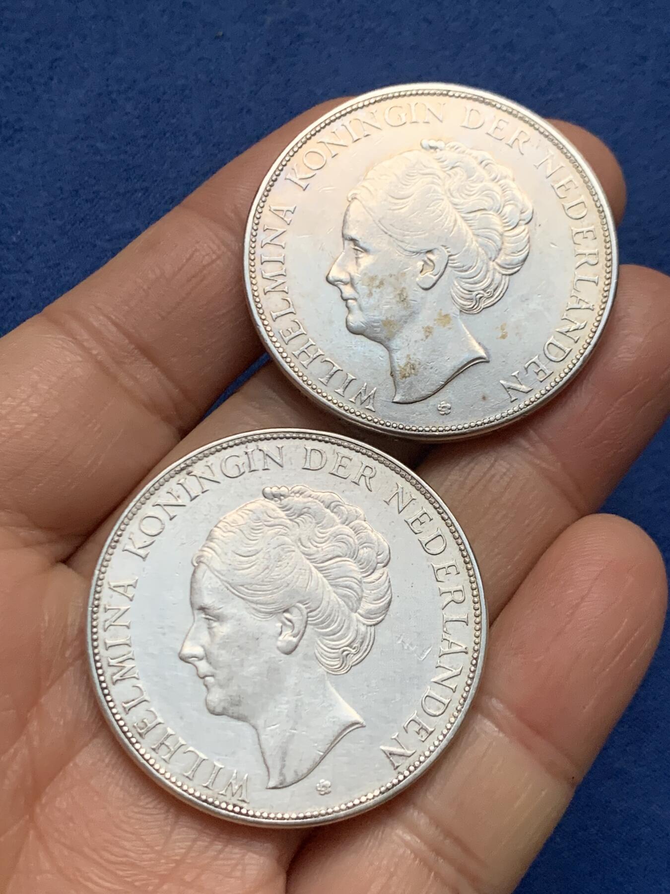 《竞宝斋》第461场 周日，周一，2场连拍 （全场包邮）欢迎送拍 两枚一组 荷兰1930年威廉明娜女王2.5盾银币 总重49.9克