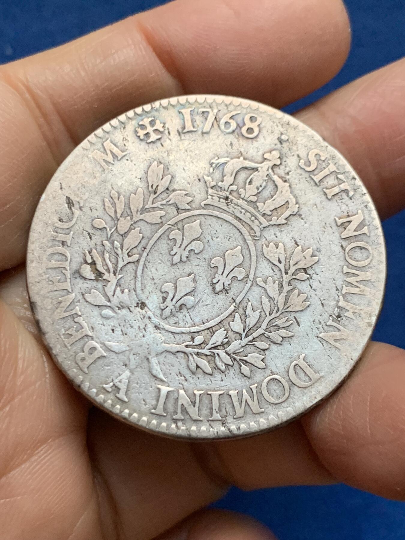 《竞宝斋》第461场 周日，周一，2场连拍 （全场包邮）欢迎送拍 法国1768年A版路易十五埃居大银币