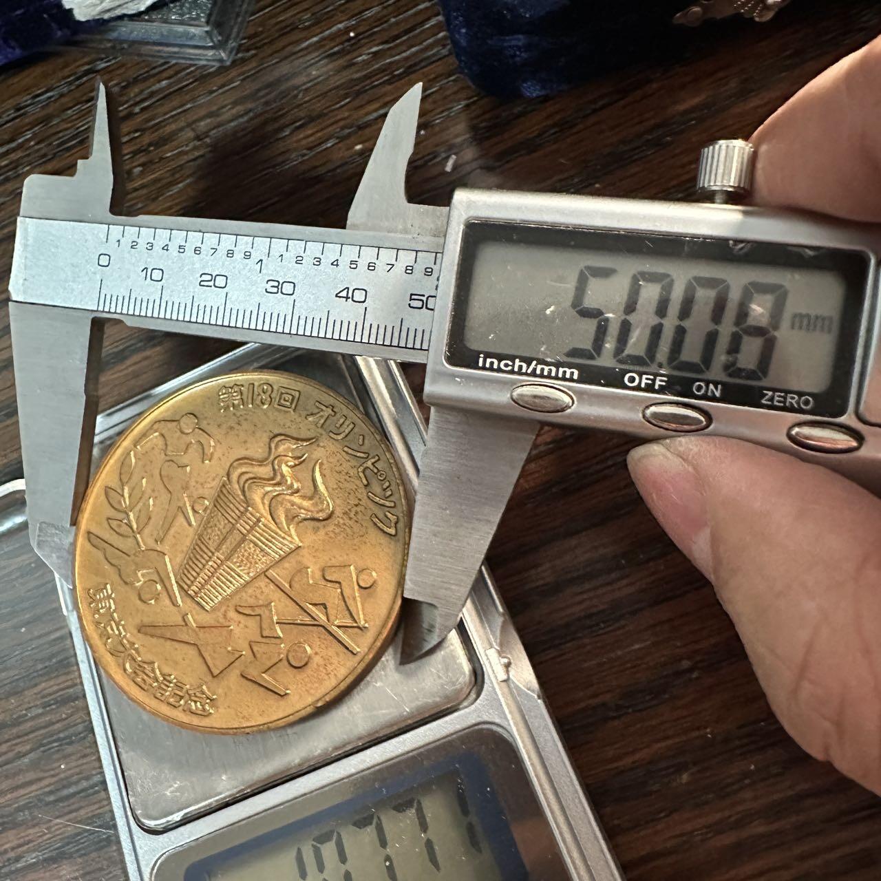 蒂克钱币-第57场 日本章 企业章拍卖  造币局制-1964年 东京奥运会 纪念铜章颁发给奥运警视厅人员50mm 80g 