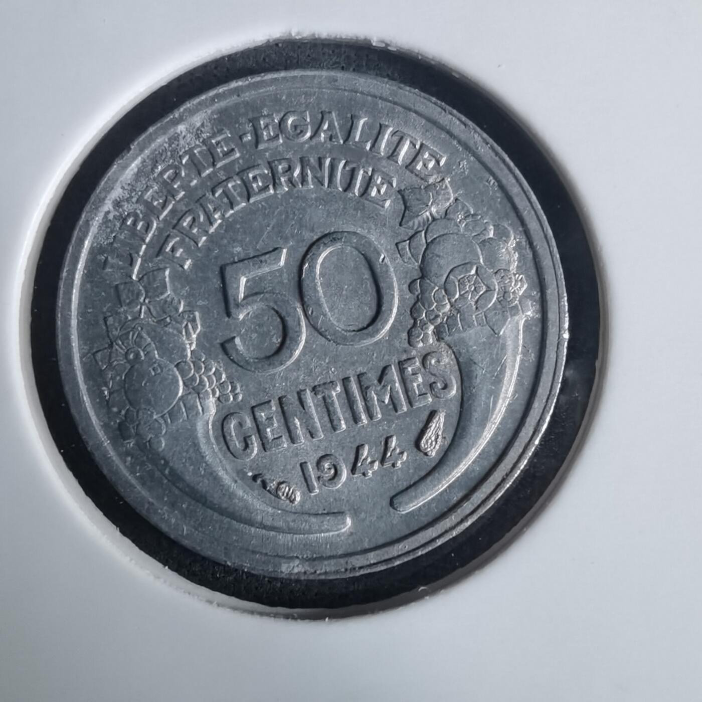 沼泽如烟--第975场 法国1944年50分