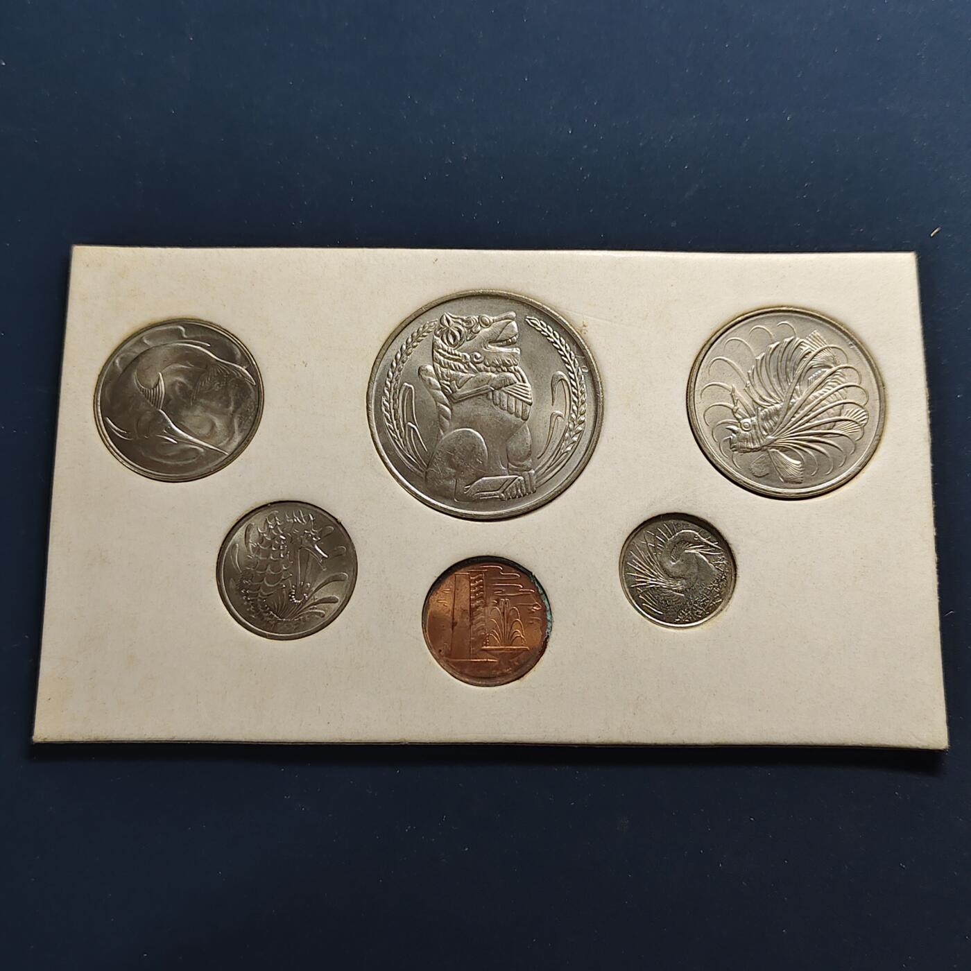 【全场包邮】纯粹捡漏拍498场-持续更新中 新加坡1980-1981年首版动物版卡装套币