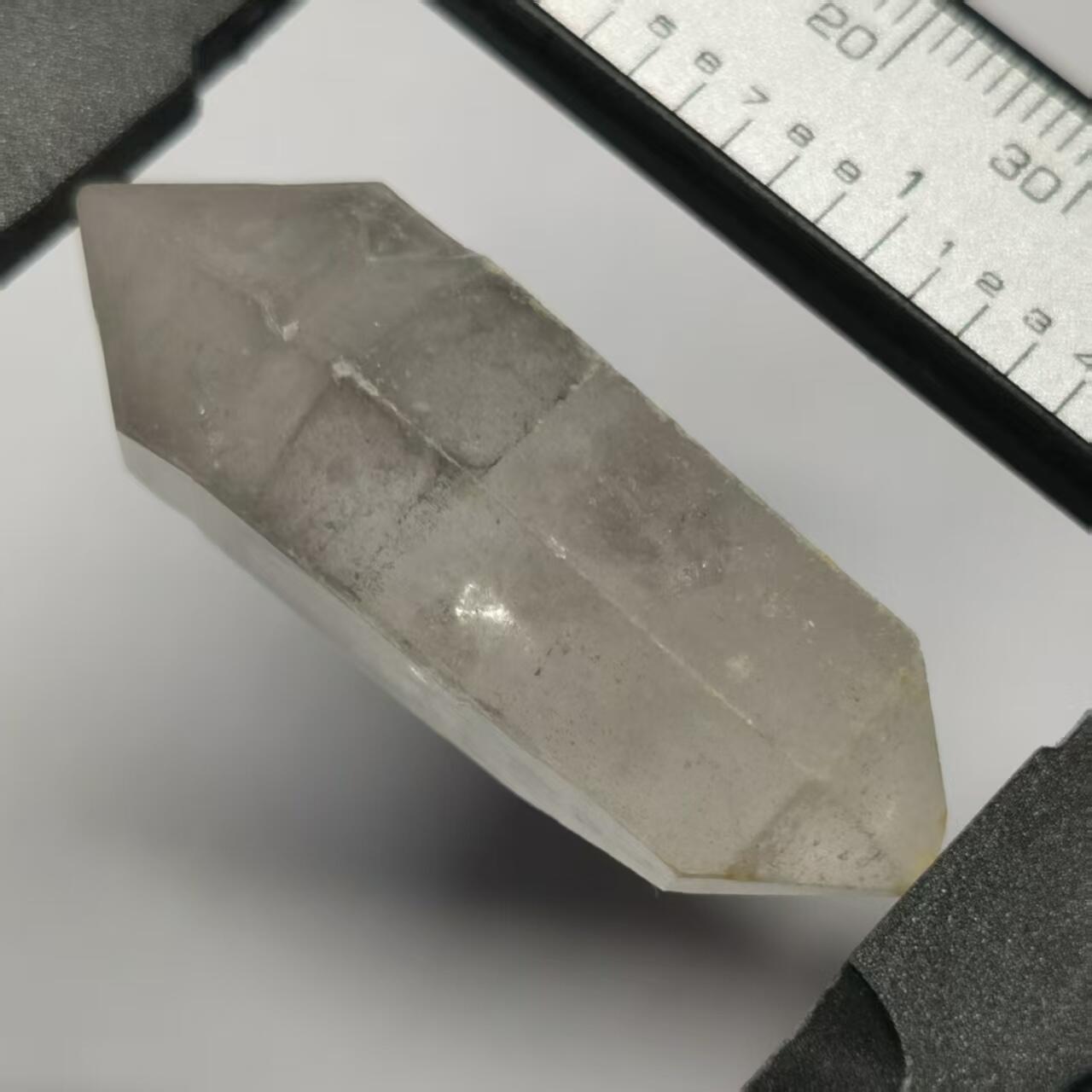 七河·世界币章矿标杂件每周小拍（总第35期）（本场周二结标） 藏家出品X697（25） 云贵闪灵水晶原石 双尖 本件拍品由合作藏家邮寄