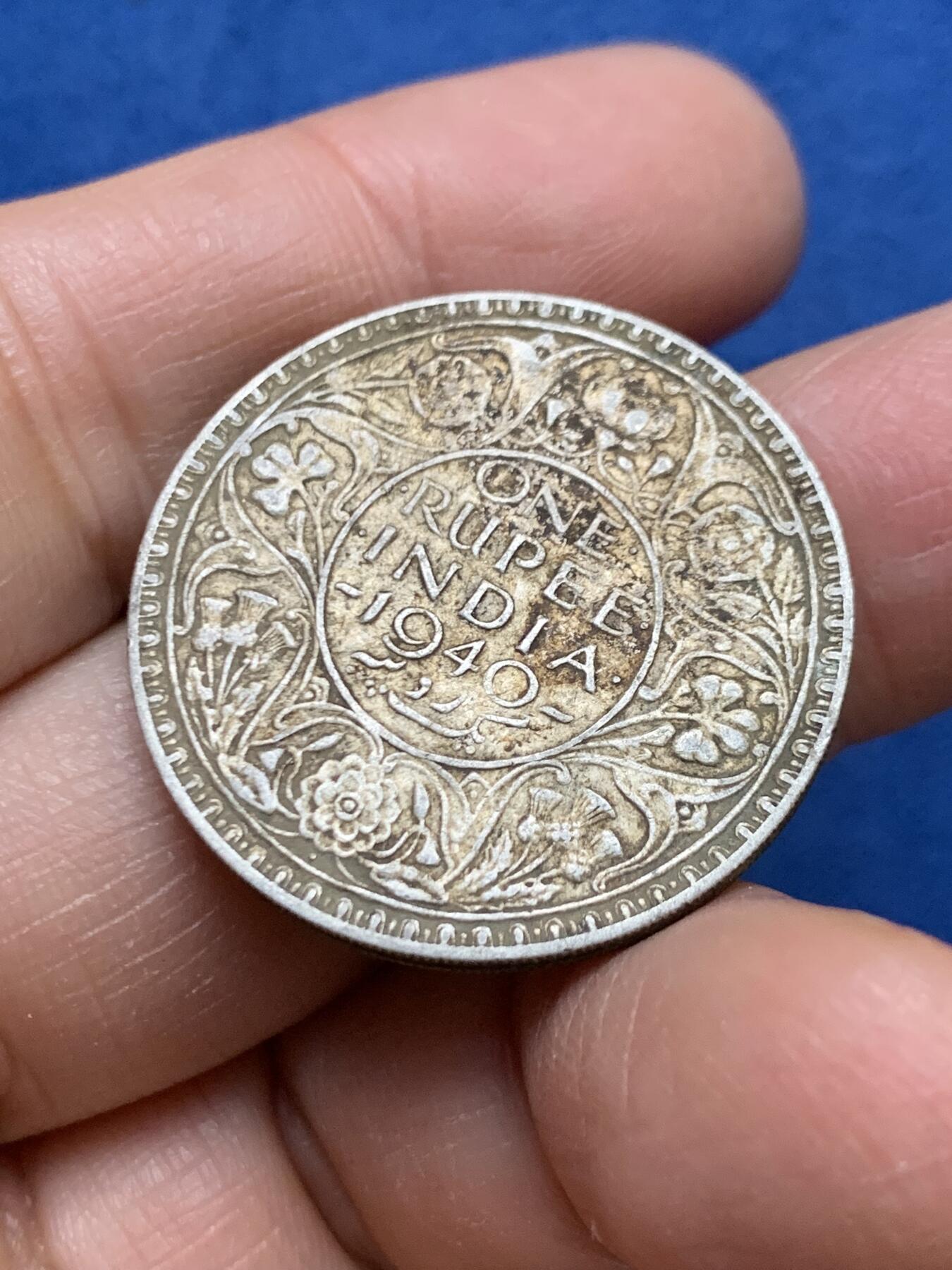 《竞宝斋》第461场 周日，周一，2场连拍 （全场包邮）欢迎送拍 英属印度1940年乔六1卢比，打制清晰，双面老味道