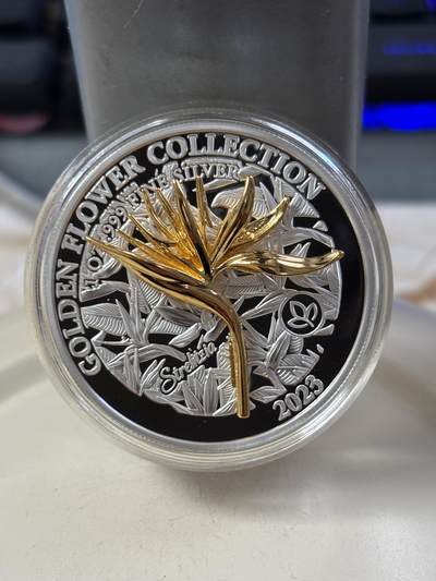 第189期拍卖 - 萨摩亚2023年植物系列鹤望兰1盎司镀金纪念银币，999银镀金，发行1500枚