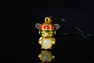 上海都达杂项专场八（全场包邮）   天然镀金小财神嵌和田玉蛋面挂件 附鉴定证书87-337