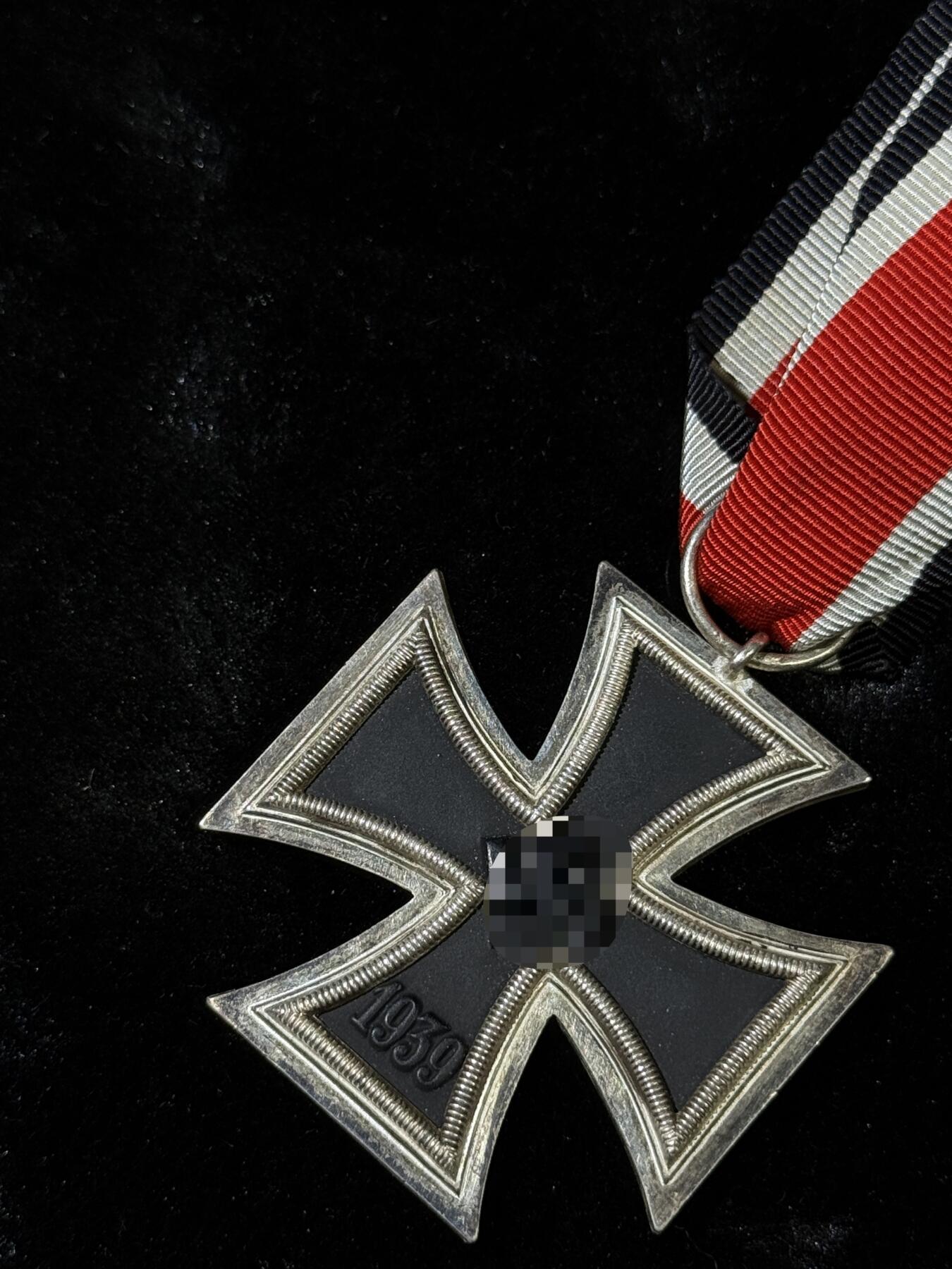 戎马世界章牌大赏第110期 铭记历史！珍爱和平！德国二战二级铁十字勋章