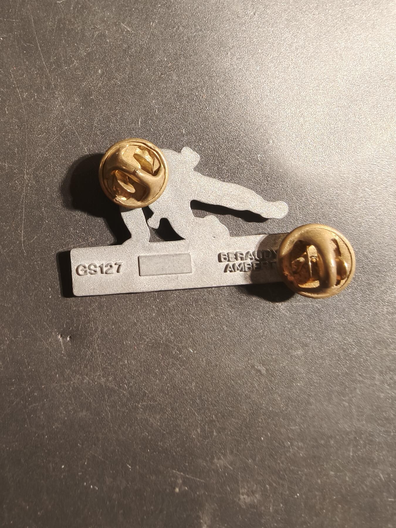 老王徽章第179期 法国军事体育银级军事技能章