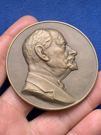 《竞宝斋》第461场 周日，周一，2场连拍 （全场包邮）欢迎送拍 - 瑞士再保险公司纪念铜章 正面是查尔斯·西蒙博士 108克 59.5mm