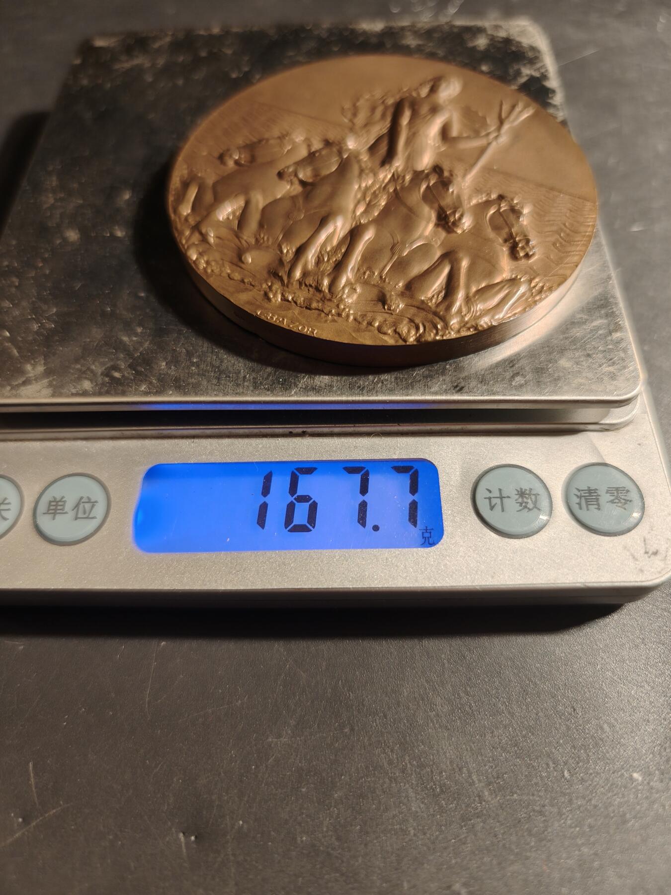 老王徽章第179期 法国联合货运海运公司大铜章     原盒      直径68mm    重量167.7g