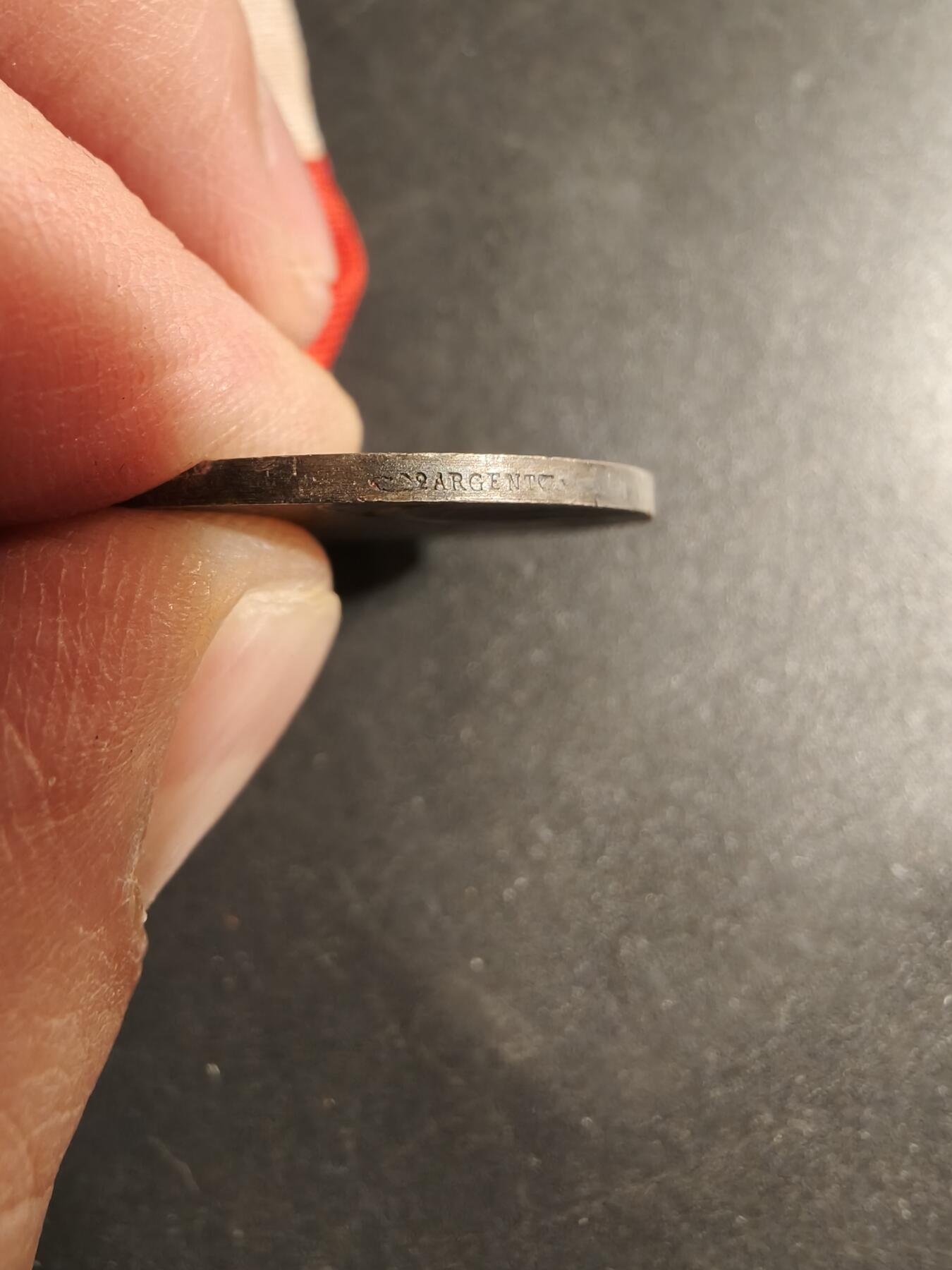 老王徽章第179期 法国银级劳工奖章    1926年实发三共版    800银     12.6g