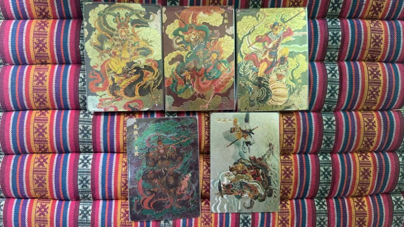 光影卡牌第29期，各家亲签，各家套卡，持续收拍品 李云中五猴粗闪