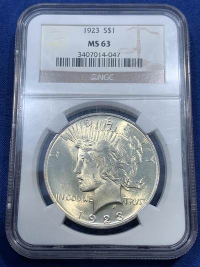 《竞宝斋》第461场 周日，周一，2场连拍 （全场包邮）欢迎送拍 - NGC MS63 美国1923年和平1美元银币 早期标签 曝光状态 值得收藏