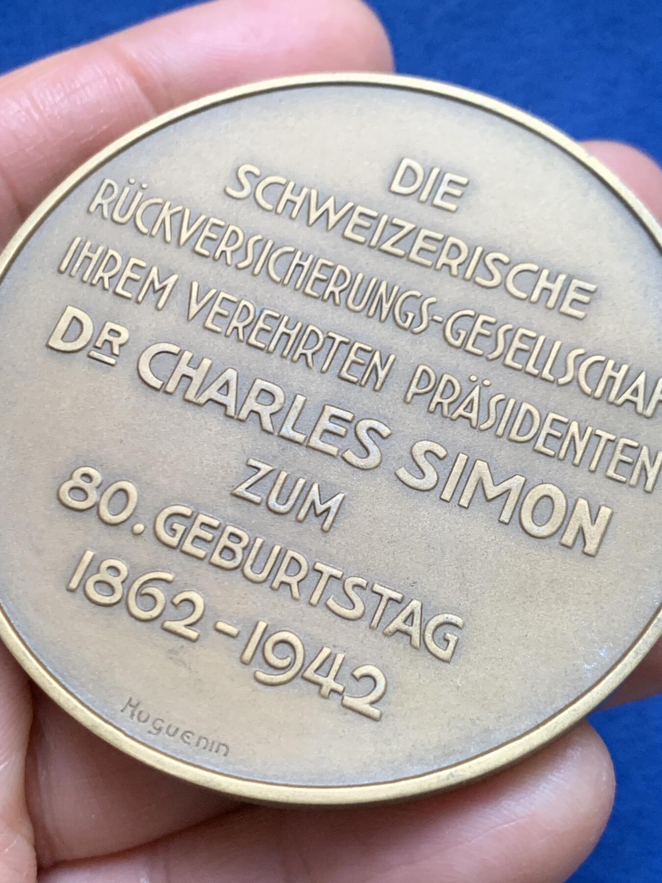 《竞宝斋》第461场 周日，周一，2场连拍 （全场包邮）欢迎送拍 瑞士再保险公司纪念铜章 正面是查尔斯·西蒙博士 108克 59.5mm