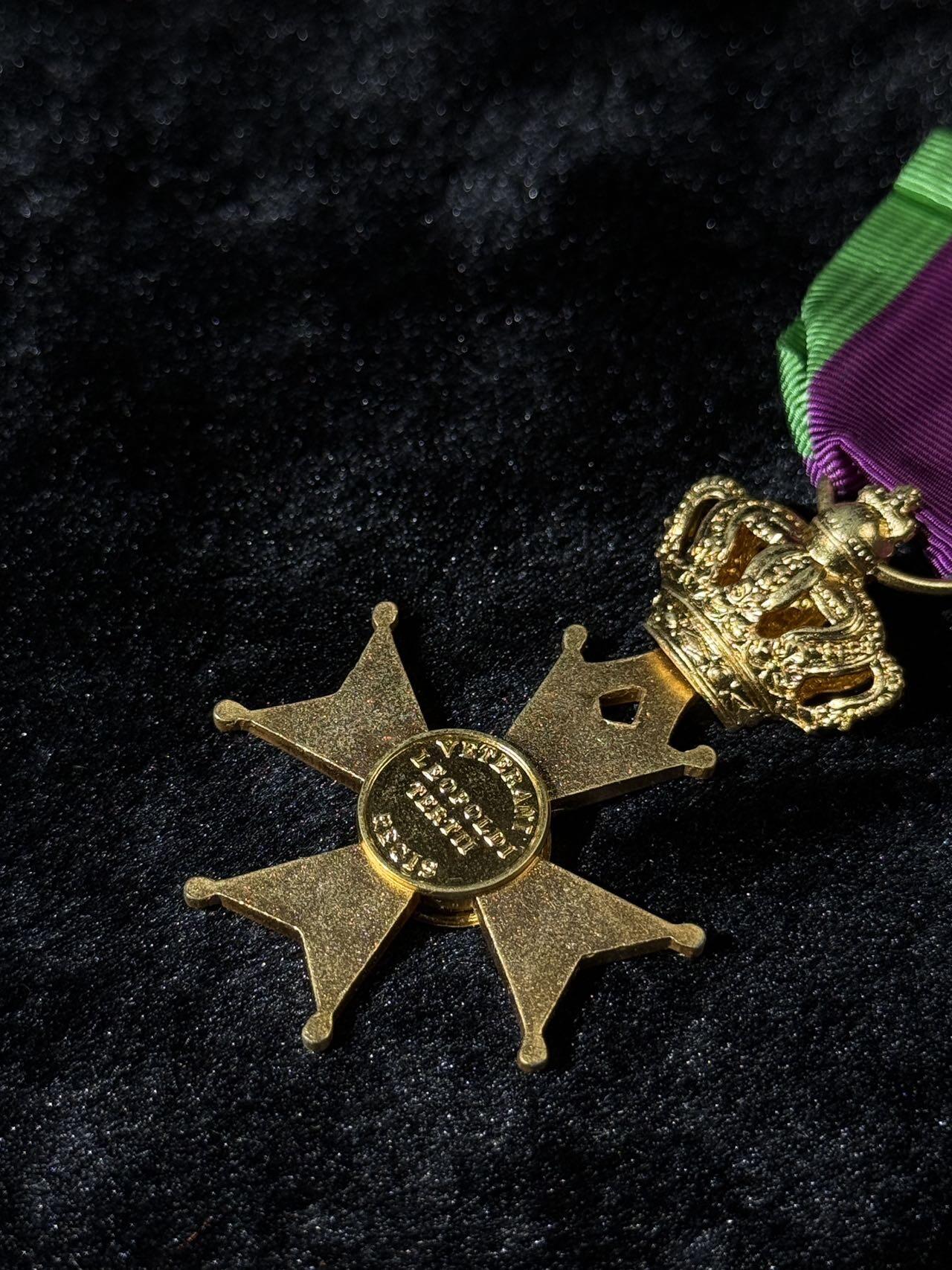 戎马世界章牌大赏第110期 比利时利奥波德退伍伤残军人协会纪念章