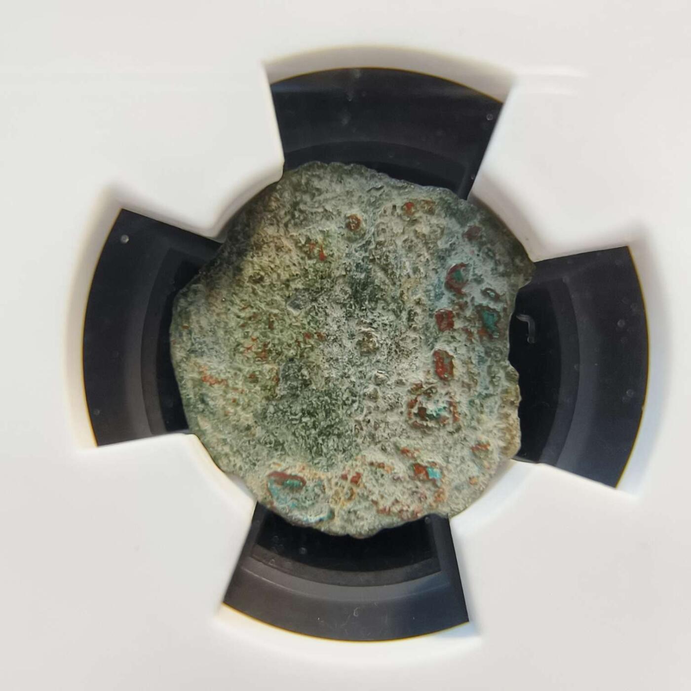 七河·世界币章矿标杂件每周小拍（总第35期）（本场周二结标） （5）k633 大唐西域粟特币 突骑施·托古斯 突昏十箭部单面钱 满穿版 华夏评级上美75分