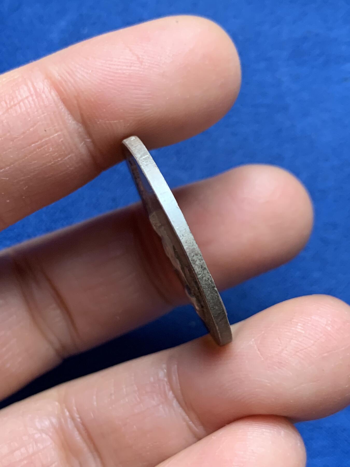 《竞宝斋》第461场 周日，周一，2场连拍 （全场包邮）欢迎送拍 意大利眼科协会纪念章，是为1964年在意大利佛罗伦萨举办的第48届意大利眼科学会大会特别制作。11.8克，30mm