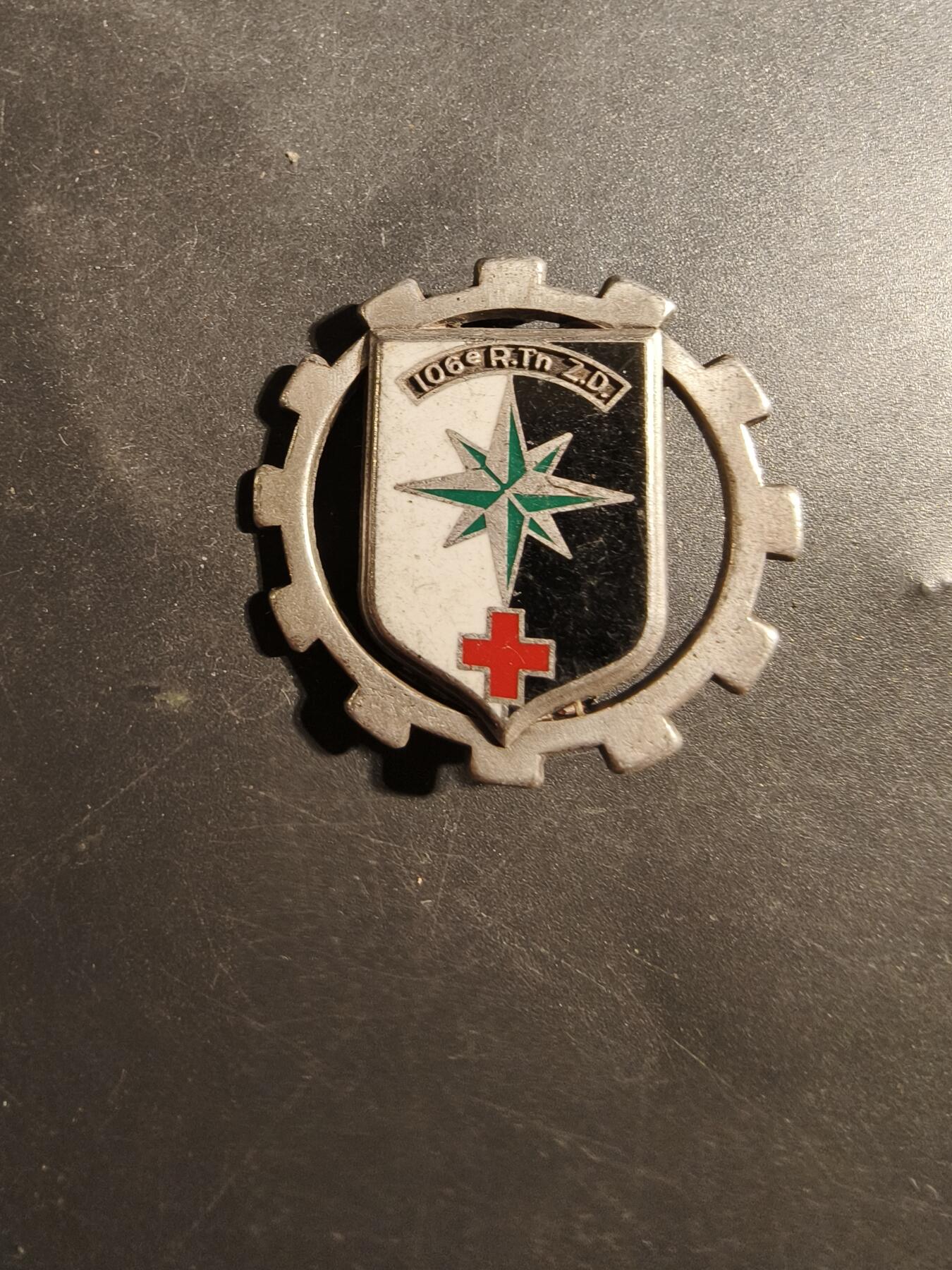 老王徽章第179期 法国陆军第106防御区运输团证章