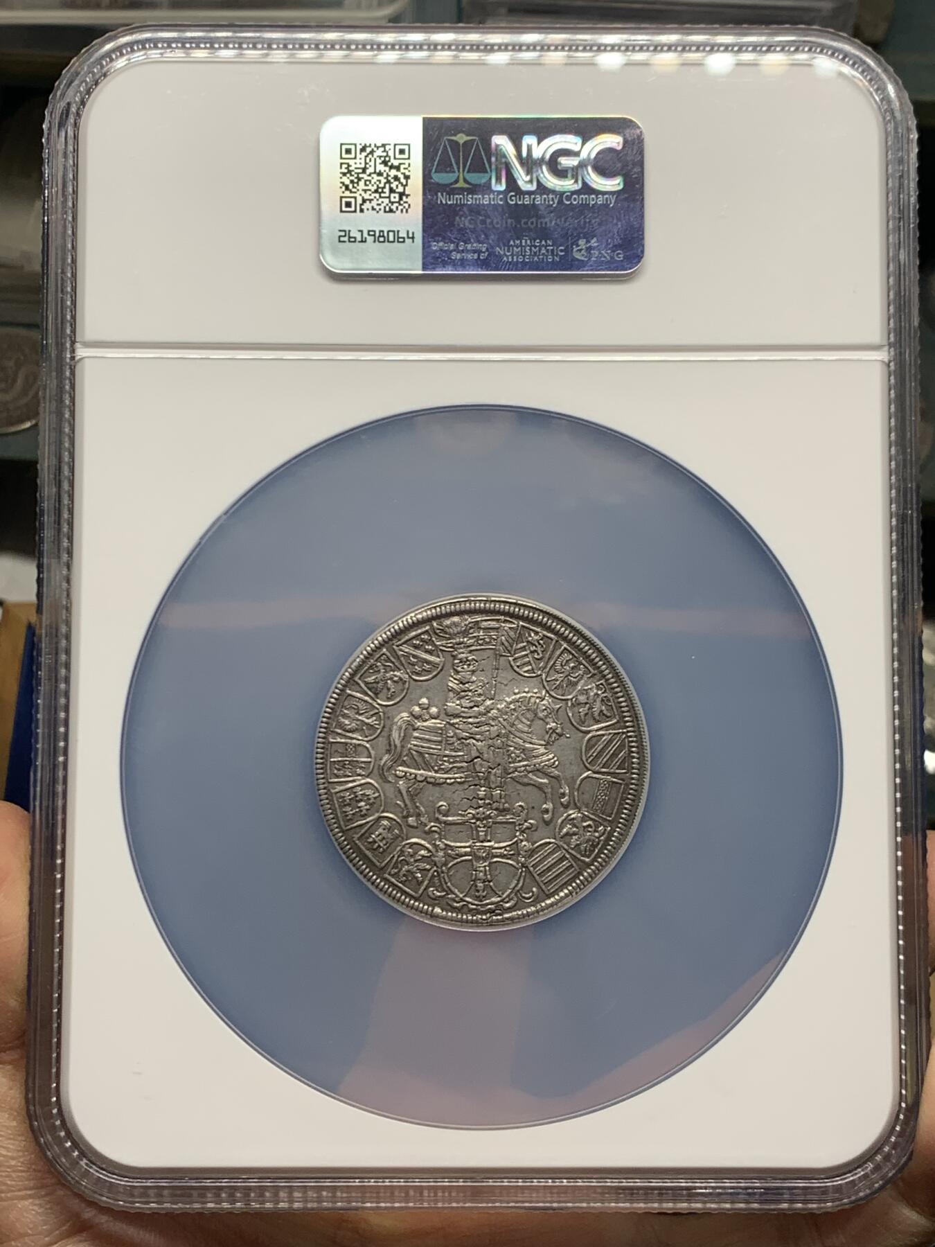 《竞宝斋》第461场 周日，周一，2场连拍 （全场包邮）欢迎送拍 亚军分 NGC AU58 神圣罗马帝国  1614年 条顿骑士团2泰勒大银币 57.45克的双倍体验  十字军不可或缺的一枚 加大盒装 25年同分3W成交