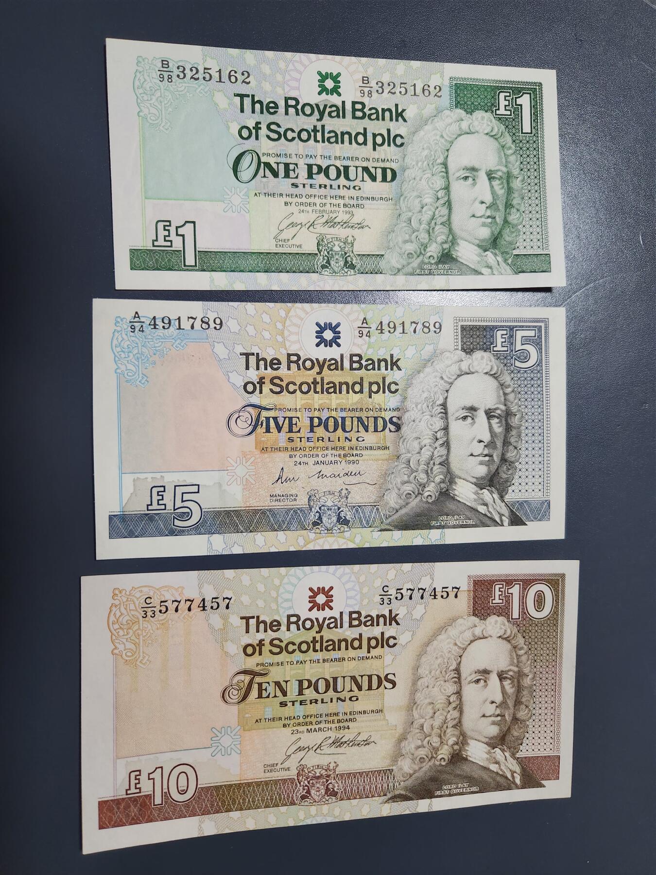 1月25号晚上8点 外国纸币自动截拍第13场 1990-1994年 早期 苏格兰 早期 1-5-10元 几乎全新一套