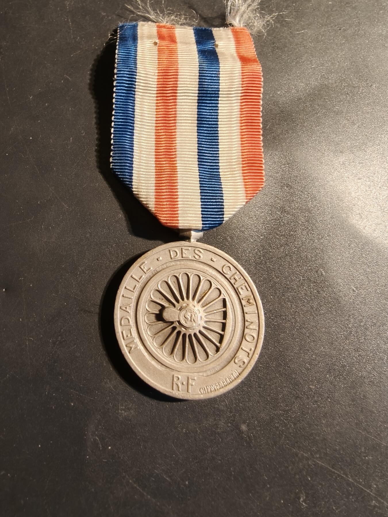 老王徽章第179期