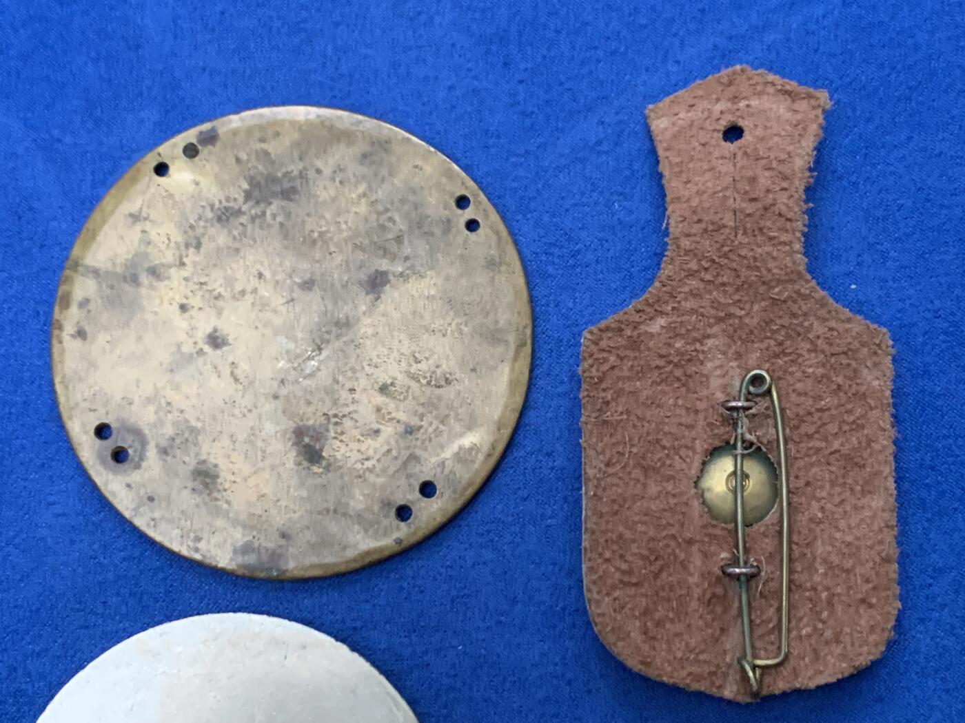 《竞宝斋》第461场 周日，周一，2场连拍 （全场包邮）欢迎送拍 六枚一组 欧洲异形章 总重约230克