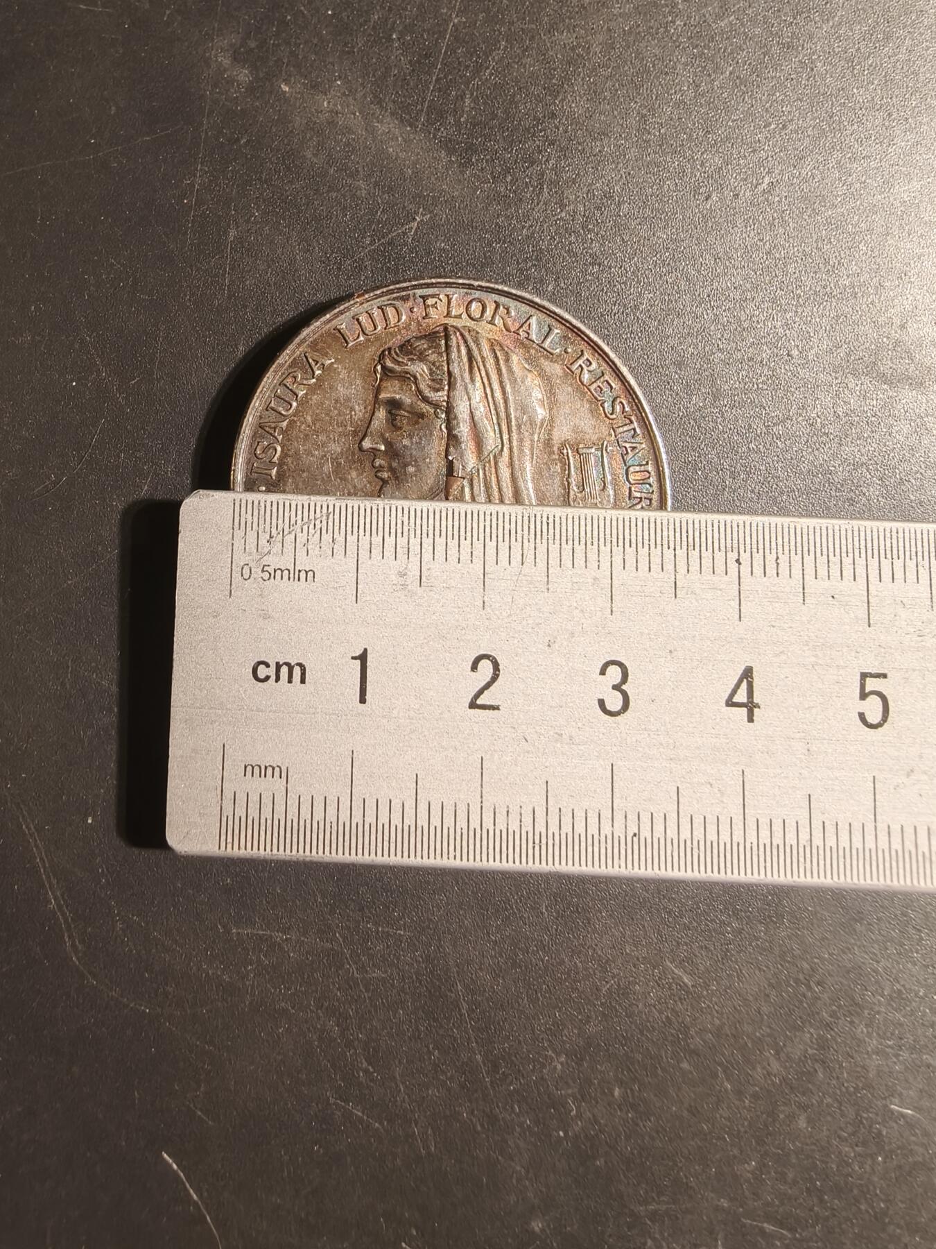 老王徽章第179期 法国图卢兹金花卉竞赛大银章    950银    直径35mm    重量26.5g