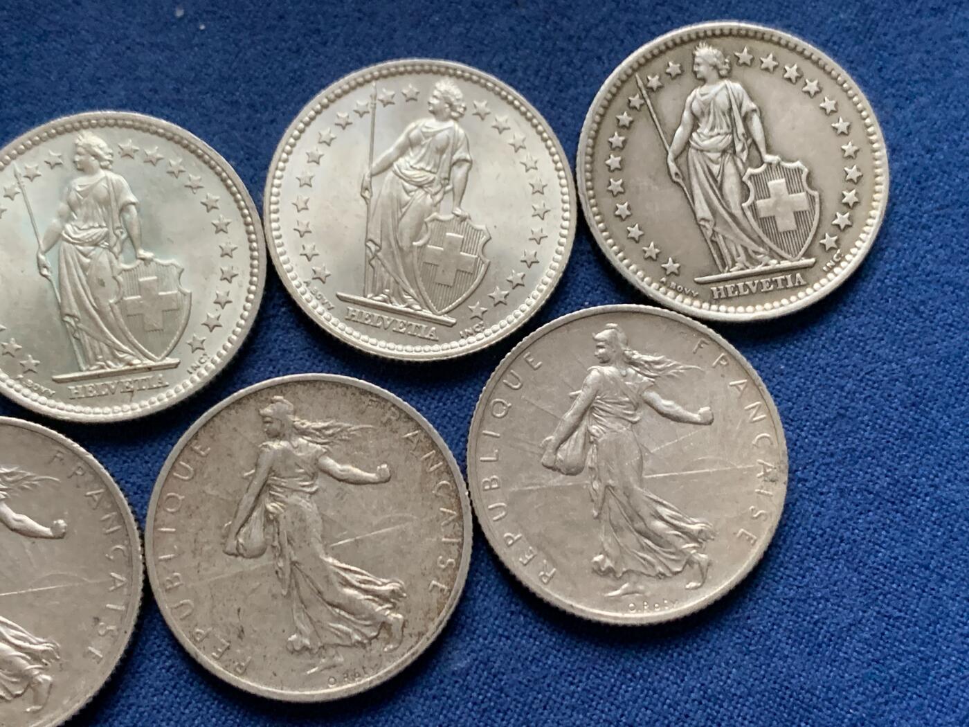 《竞宝斋》第461场 周日，周一，2场连拍 （全场包邮）欢迎送拍 七枚一组 2法郎银币 瑞士雪山女神4枚+法国播种女神3枚 总重69.85克